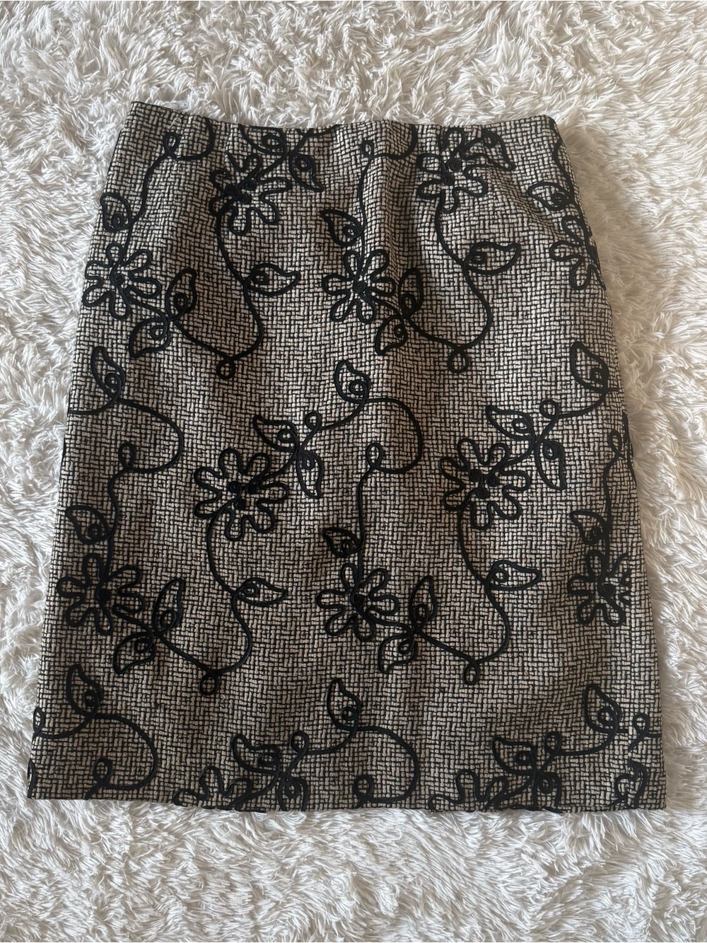 Vintage Talbots Wool Textured Skirt with Deco Flower Pattern